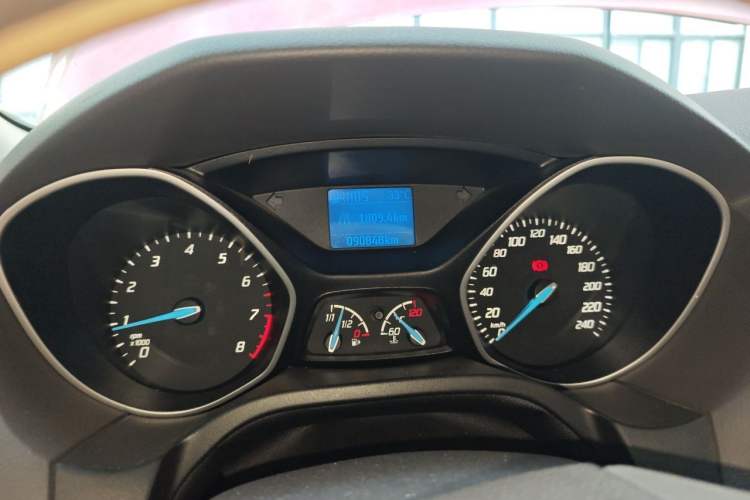 Used Ford Focus 2012 Sedan 1.6L Automatic Comfort Model Odometer Close Up