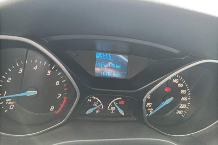 Used Ford Focus 2012 Hatchback 1.6L Automatic Fashion Edition Odometer Close Up