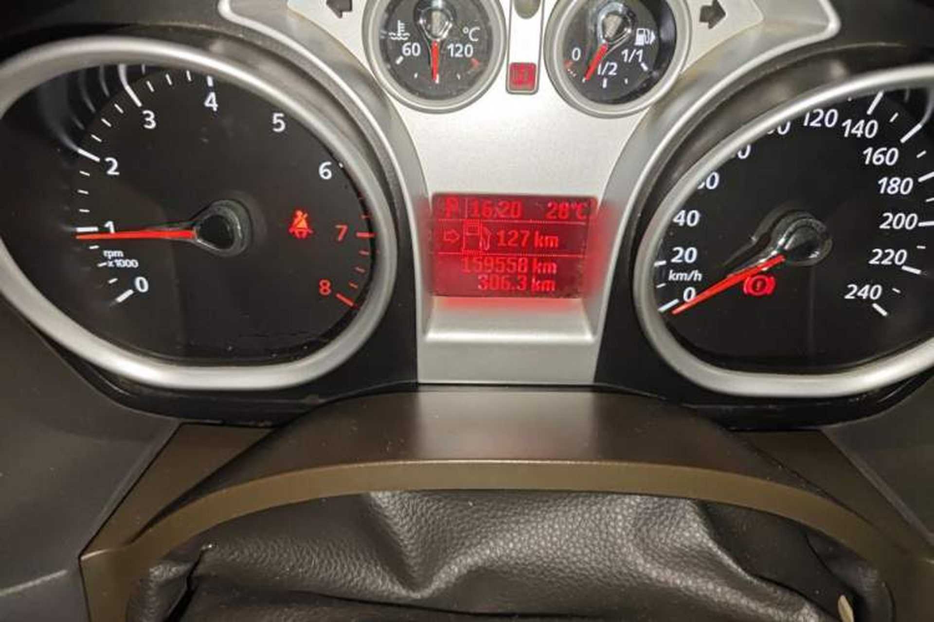 Used Ford Focus 2012 Hatchback Classic 1.8L Automatic Fashion Edition Odometer Close Up
