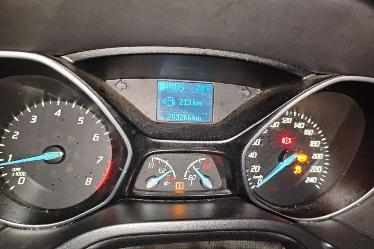 Used Ford Focus 2012 Hatchback 1.6L Automatic Fashion Edition Odometer Close Up