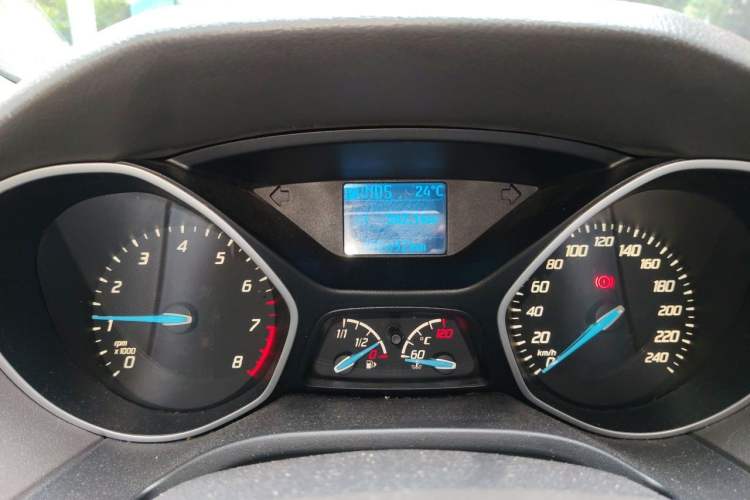 Used Ford Focus 2012 Sedan 1.6L Automatic Comfort Model Odometer Close Up