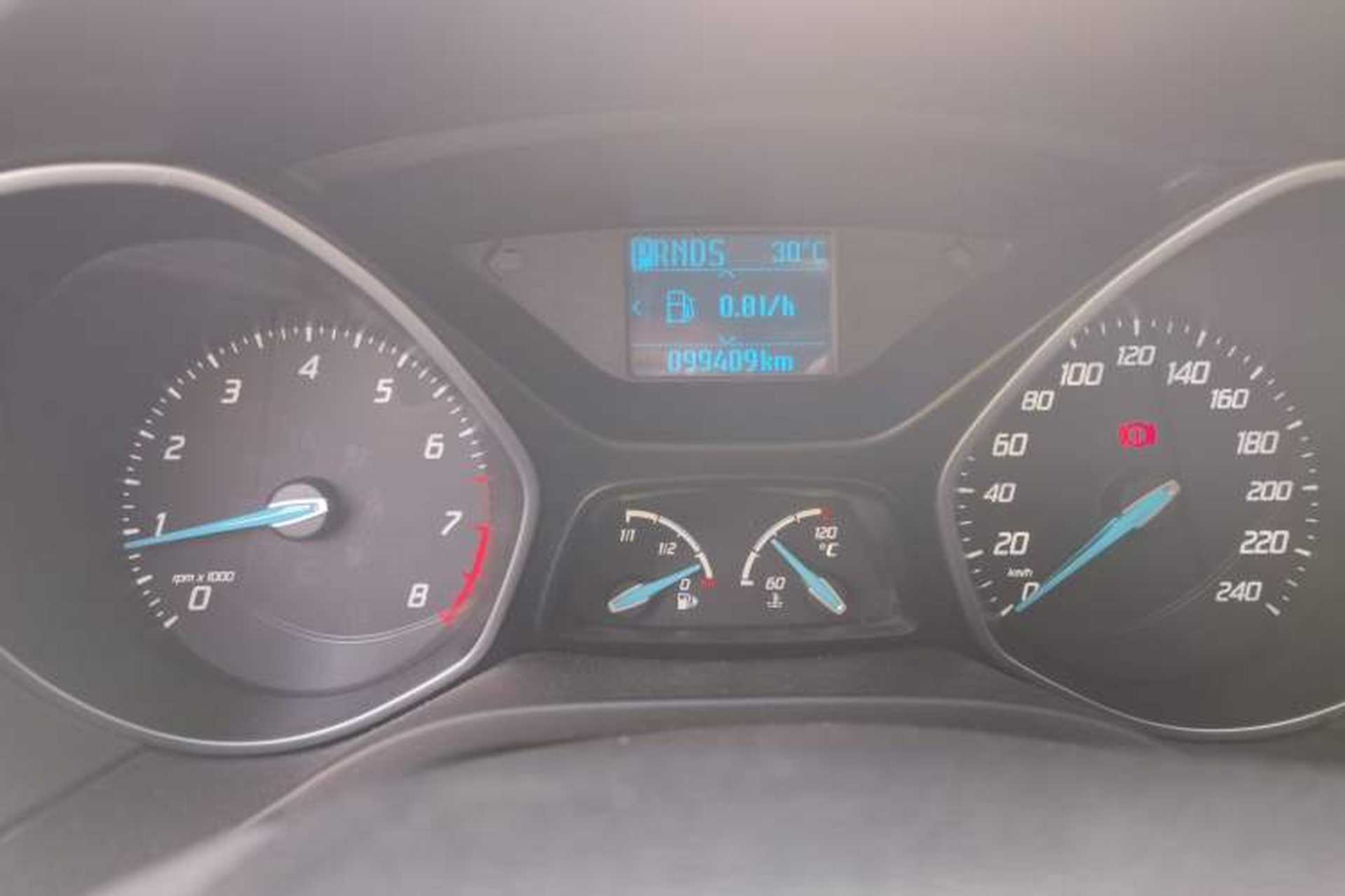 Used Ford Focus 2012 Hatchback 1.6L Automatic Fashion Edition Odometer Close Up