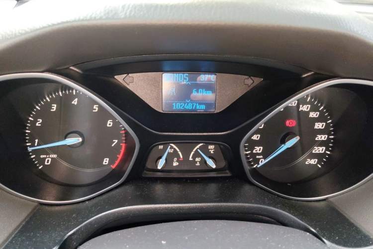 Used Ford Focus 2012 Hatchback 1.6L Automatic Fashion Edition Odometer Close Up