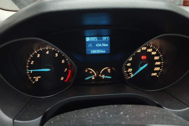 Used Ford Focus 2012 Hatchback 1.6L Automatic Comfort Model Odometer Close Up
