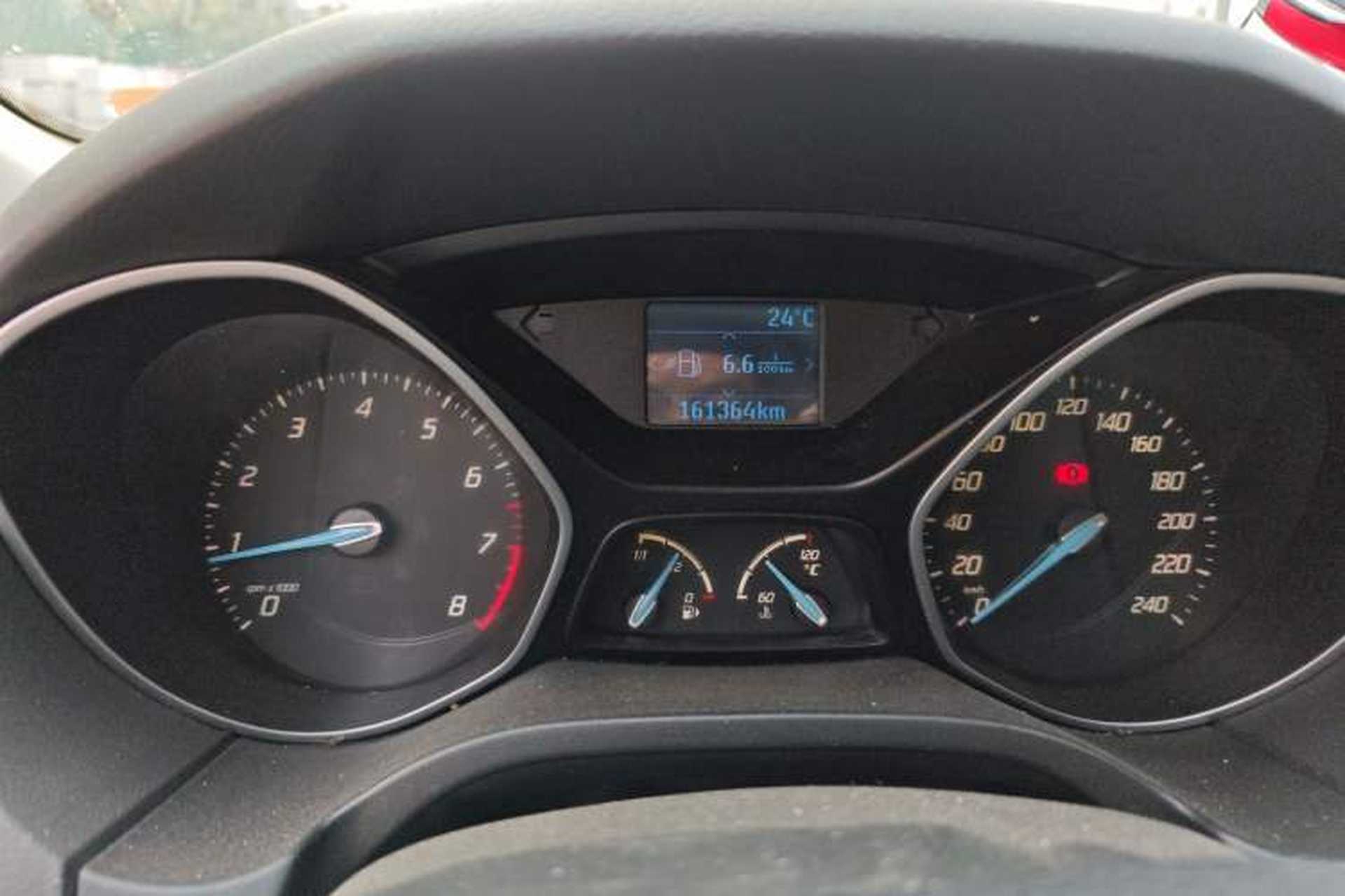 Used Ford Focus 2012 Hatchback 1.6L Manual Fashion Edition Odometer Close Up