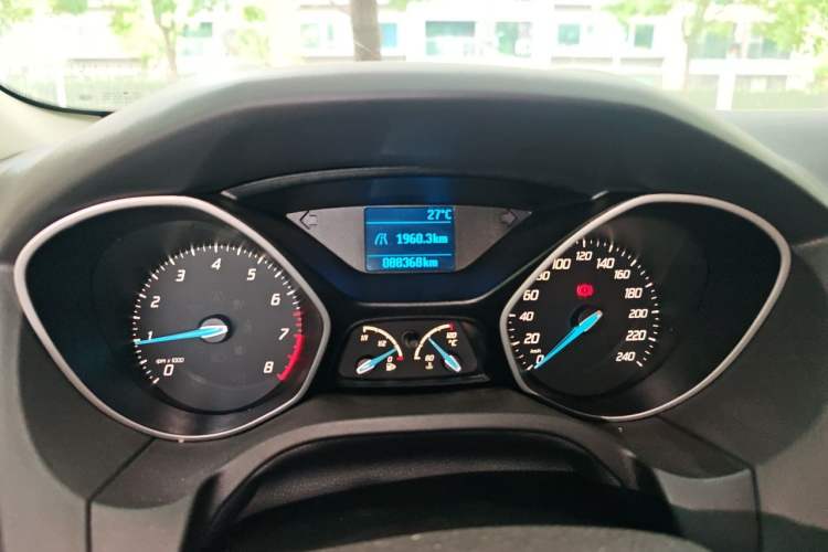 Used Ford Focus 2012 Hatchback 1.6L Manual Comfort Model Odometer Close Up