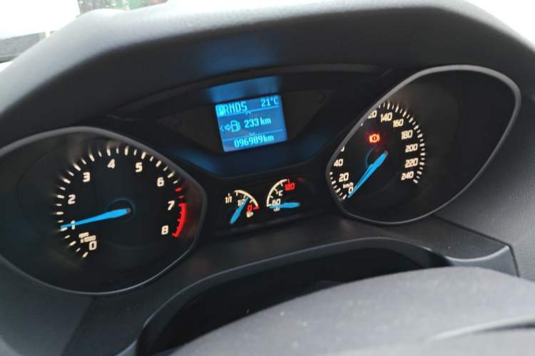 Used Ford Focus 2012 Hatchback 1.6L Automatic Fashion Edition Odometer Close Up