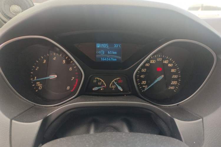 Used Ford Focus 2012 Sedan 1.6L Automatic Fashion Edition Odometer Close Up