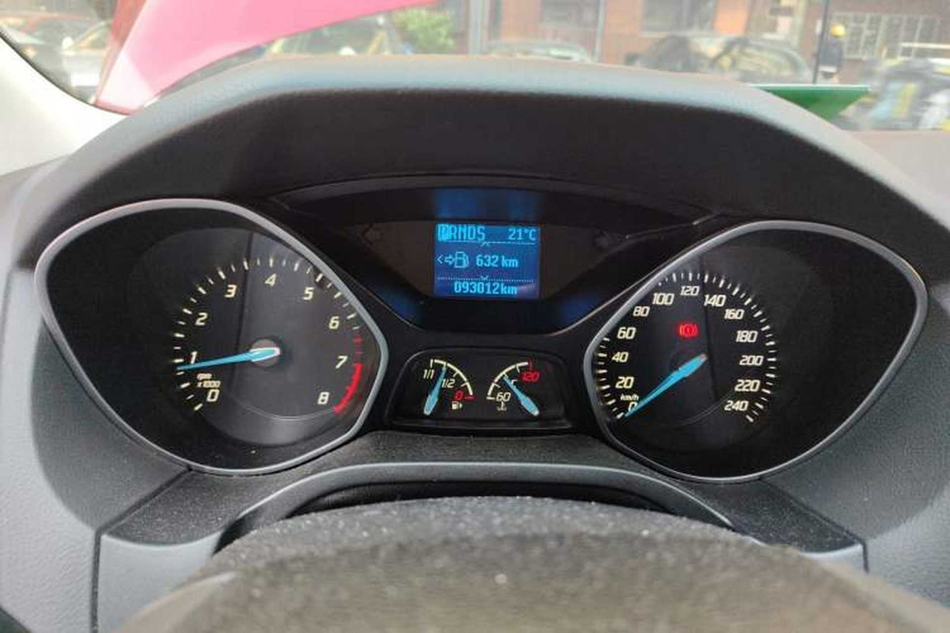 Used Ford Focus 2012 Hatchback 1.6L Automatic Fashion Edition Odometer Close Up