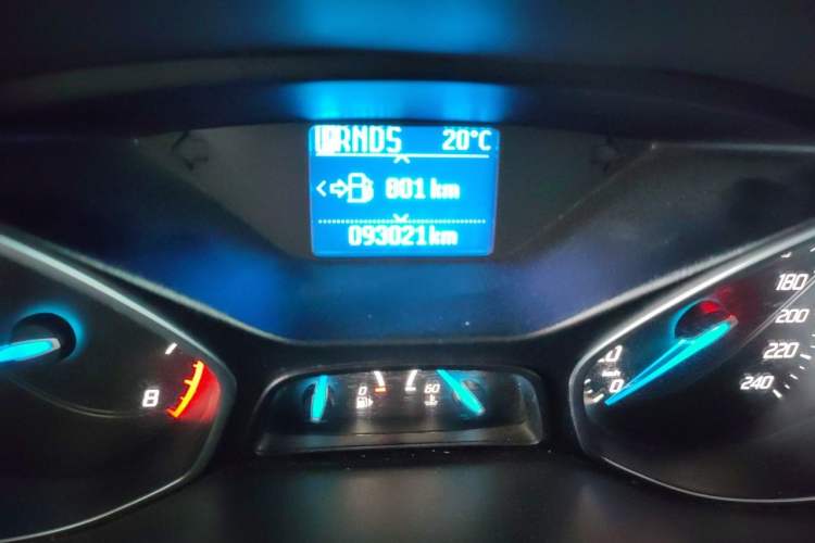 Used Ford Focus 2012 Hatchback 1.6L Automatic Fashion Edition Odometer Close Up