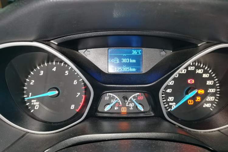 Used Ford Focus 2012 Hatchback 1.6L Manual Comfort Model Odometer Close Up