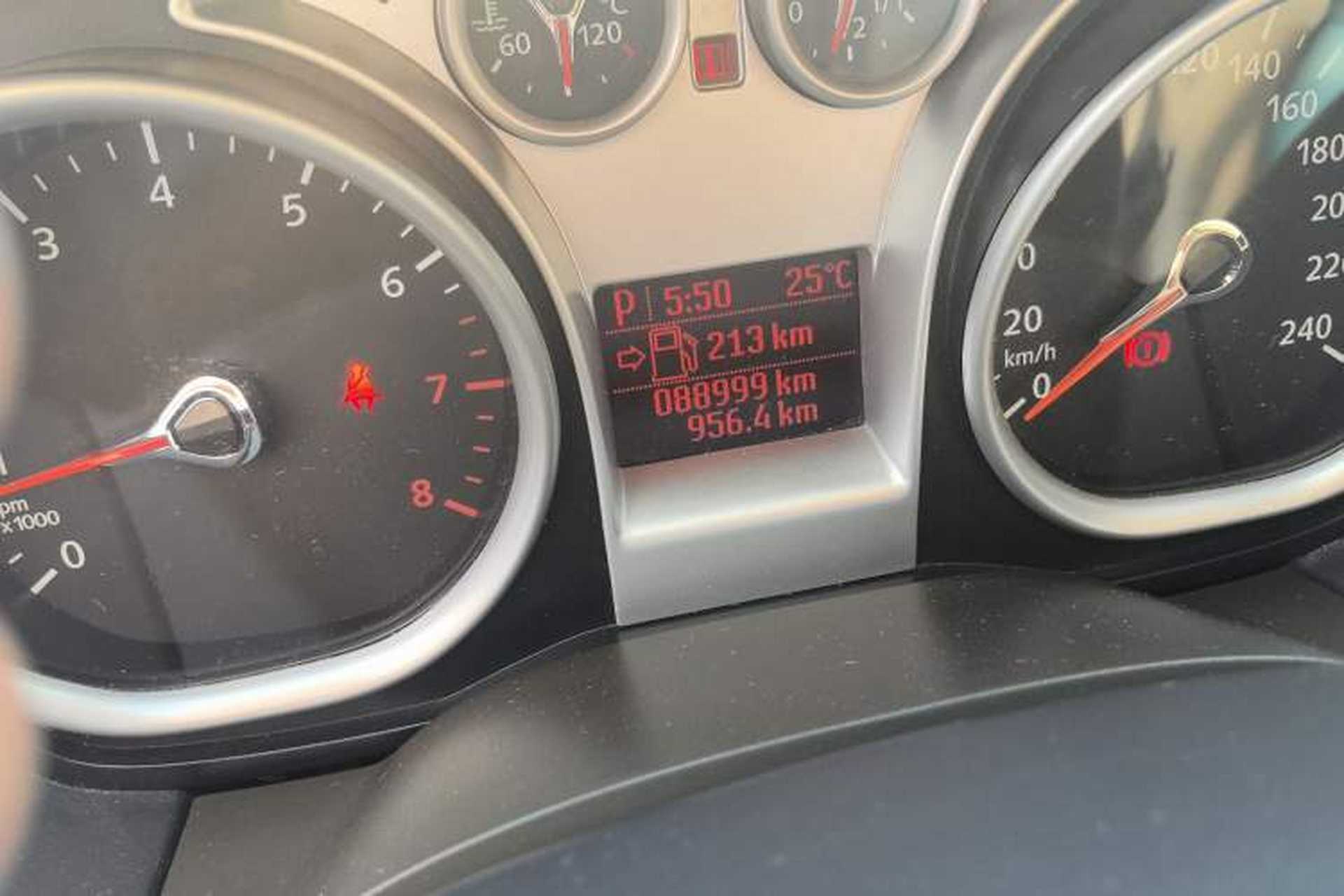 Used Ford Focus 2012 Sedan Classic 1.8L Automatic Base Model Odometer Close Up
