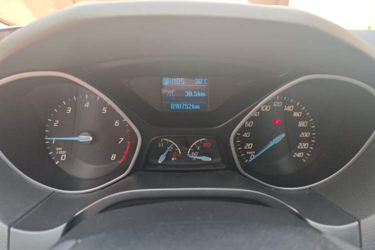Used Ford Focus 2012 Hatchback 1.6L Automatic Comfort Model Odometer Close Up