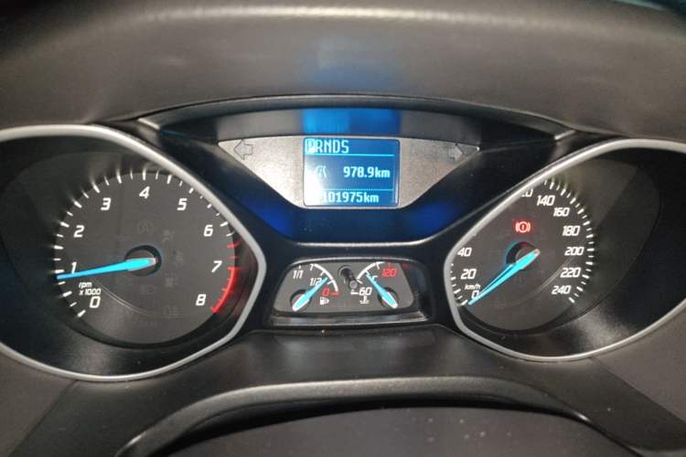 Used Ford Focus 2012 Sedan 1.6L Automatic Comfort Model Odometer Close Up