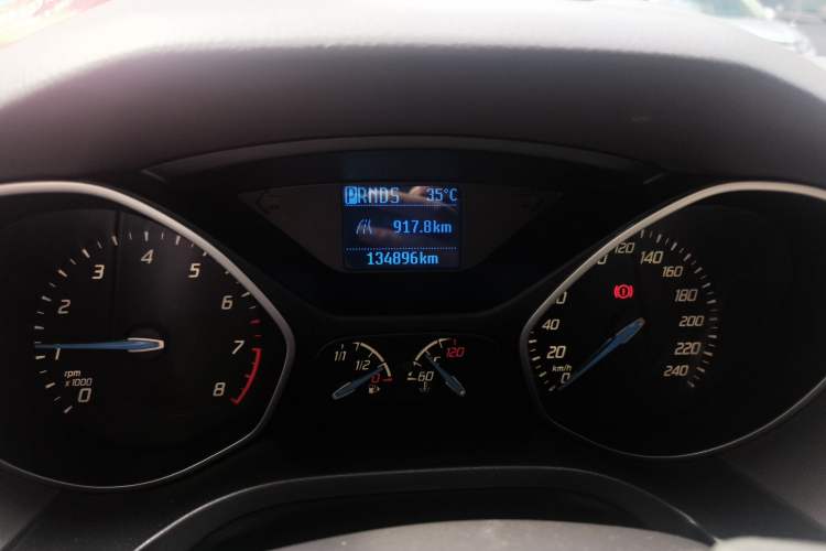 Used Ford Focus 2012 Sedan 1.6L Automatic Comfort Model Odometer Close Up