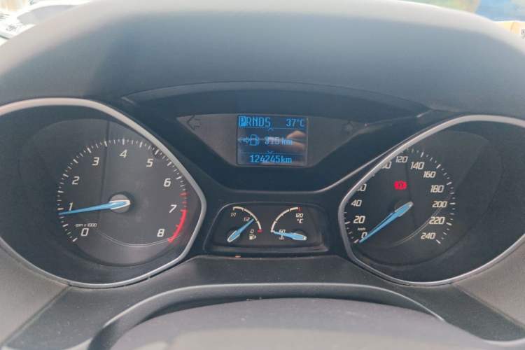 Used Ford Focus 2012 Hatchback 1.6L Automatic Fashion Edition Odometer Close Up