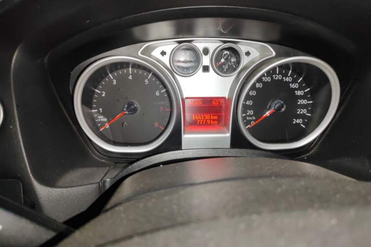 Used Ford Focus 2012 Hatchback Classic 1.8L Manual Base Model Odometer Close Up