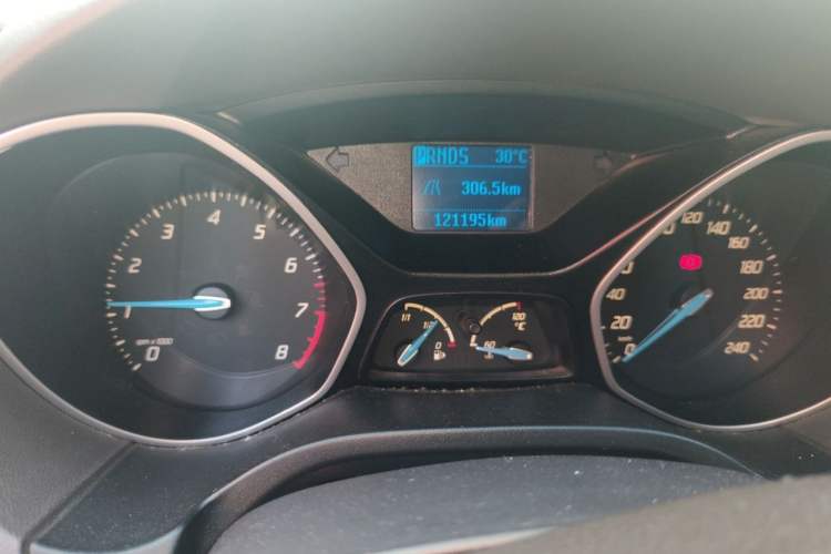 Used Ford Focus 2012 Sedan 1.6L Automatic Comfort Model Odometer Close Up