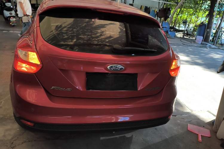 Used Ford Focus 2012 Hatchback 1.6L Automatic Fashion Edition Rear