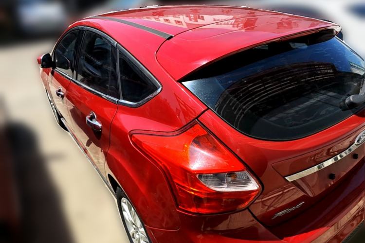 Used Ford Focus 2012 Hatchback 1.6L Automatic Comfort Model Rear Left 45 Deg