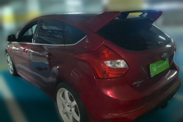 Used Ford Focus 2012 Hatchback 2.0L Manual Luxury Sport Model Rear Left 45 Deg
