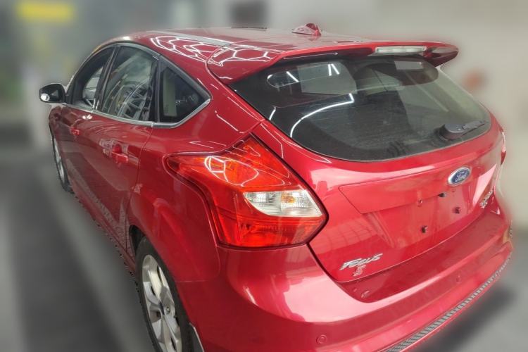 Used Ford Focus 2012 Hatchback 2.0L Automatic Luxury Sport Model Rear Left 45 Deg