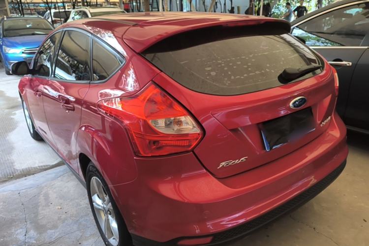 Used Ford Focus 2012 Hatchback 1.6L Automatic Fashion Edition Rear Left 45 Deg