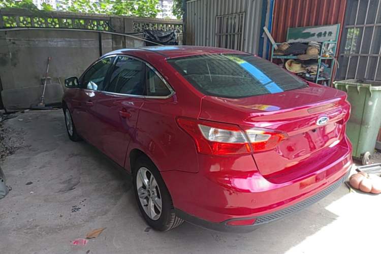 Used Ford Focus 2012 Sedan 1.6L Automatic Fashion Edition Rear Left 45 Deg