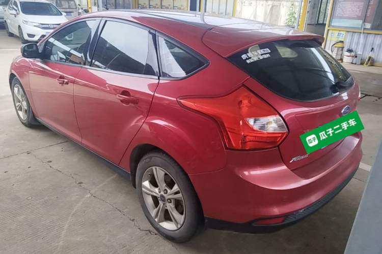 Used Ford Focus 2012 Hatchback 1.6L Automatic Fashion Edition Rear Left 45 Deg