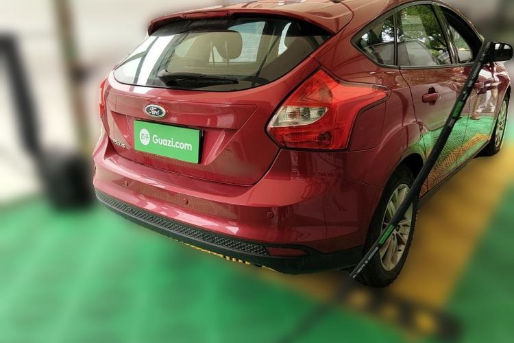 Used Ford Focus 2012 Hatchback 1.6L Automatic Comfort Model Rear Right 45 Deg
