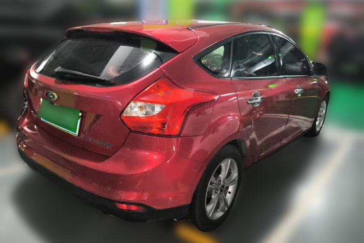 Used Ford Focus 2012 Hatchback 1.6L Automatic Fashion Edition Rear Right 45 Deg