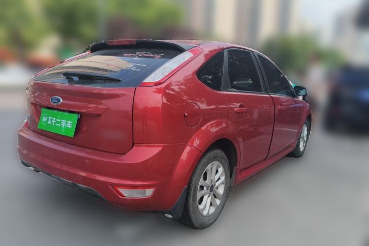 Used Ford Focus 2012 Hatchback Classic 1.8L Automatic Fashion Edition Rear Right 45 Deg