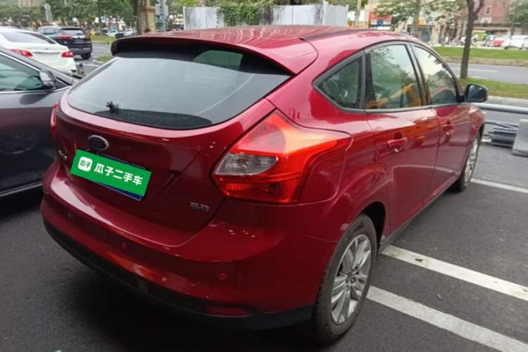 Used Ford Focus 2012 Hatchback 1.6L Automatic Comfort Model Rear Right 45 Deg