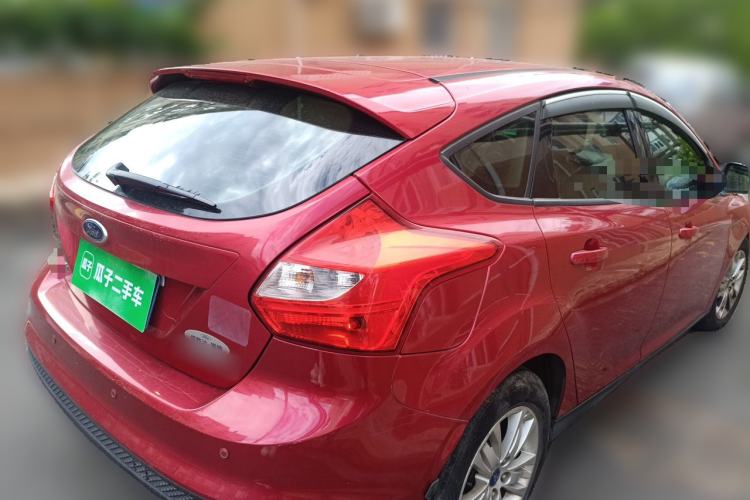 Used Ford Focus 2012 Hatchback 1.6L Automatic Comfort Model Rear Right 45 Deg