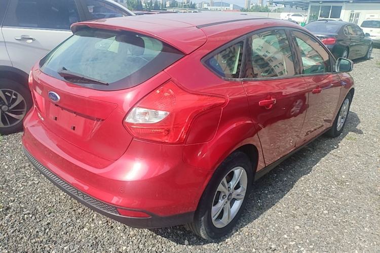 Used Ford Focus 2012 Hatchback 1.6L Automatic Fashion Edition Rear Right 45 Deg