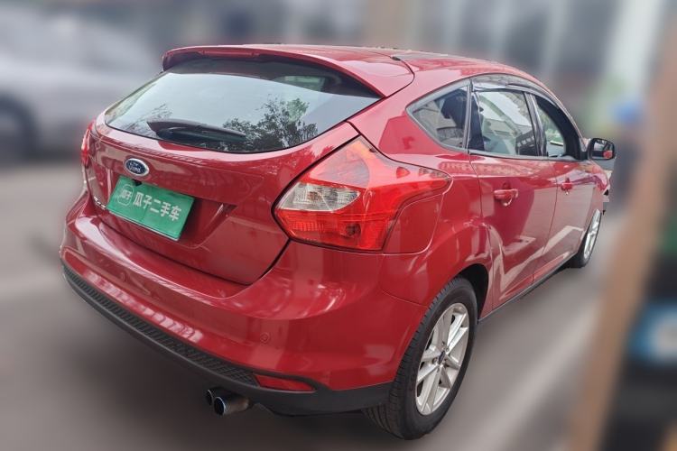 Used Ford Focus 2012 Hatchback 1.6L Manual Fashion Edition Rear Right 45 Deg