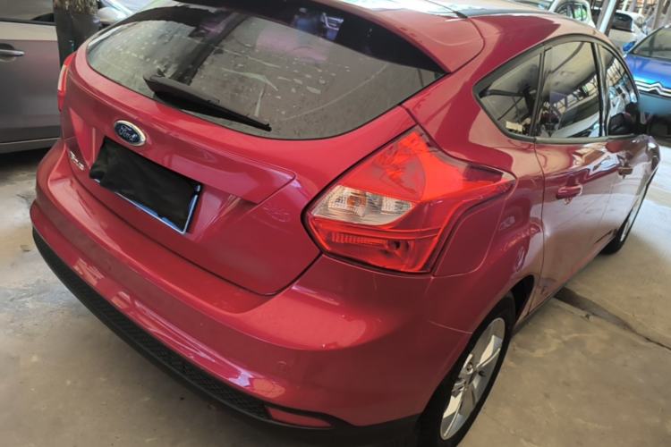 Used Ford Focus 2012 Hatchback 1.6L Automatic Fashion Edition Rear Right 45 Deg