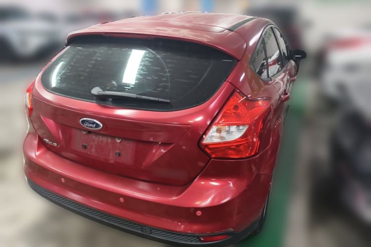 Used Ford Focus 2012 Hatchback 1.6L Automatic Comfort Model Rear Right 45 Deg