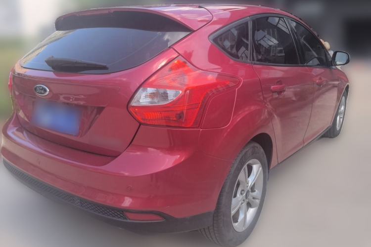 Used Ford Focus 2012 Hatchback 1.6L Automatic Fashion Edition Rear Right 45 Deg