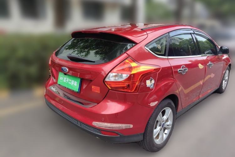 Used Ford Focus 2012 Hatchback 1.6L Manual Fashion Edition Rear Right 45 Deg