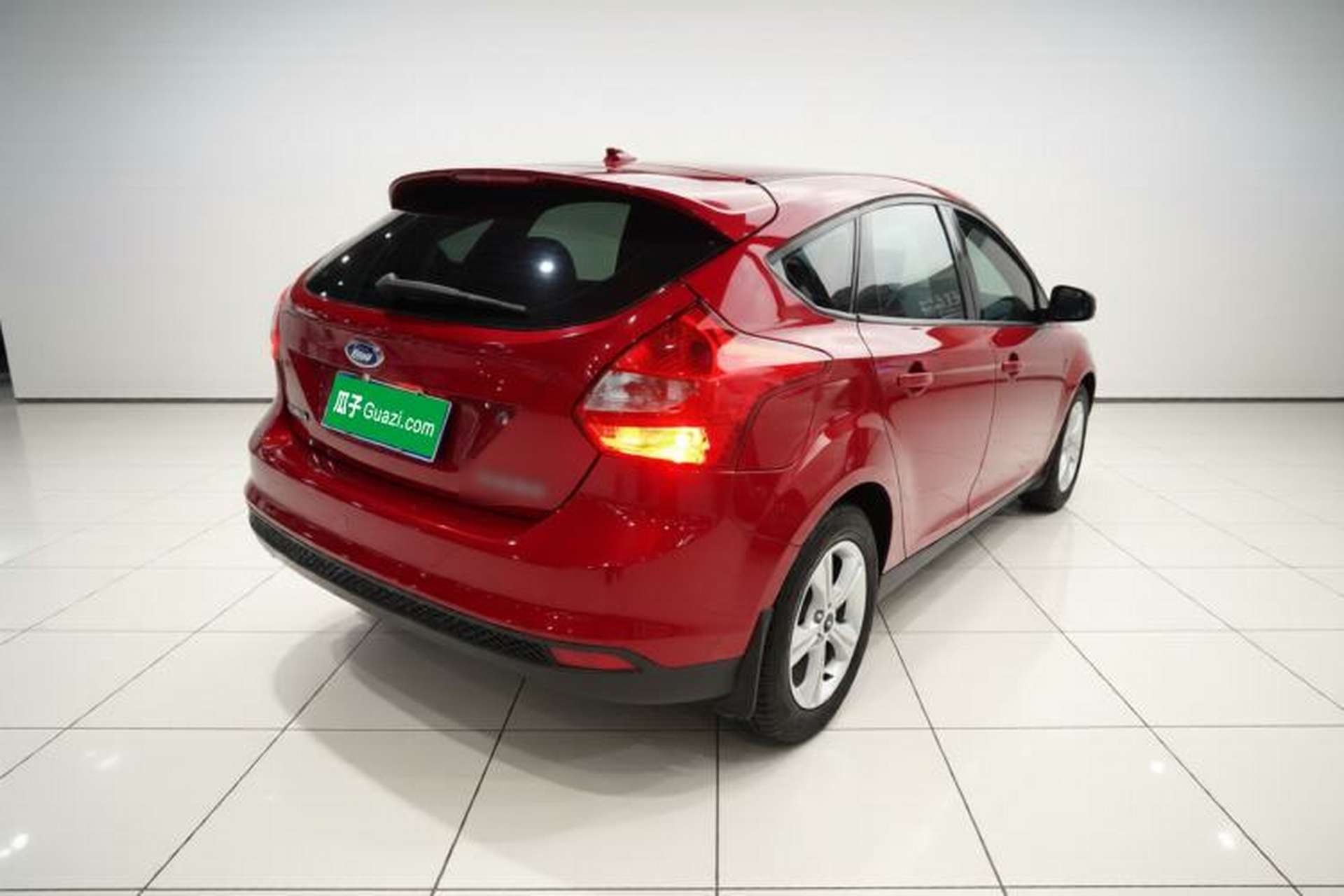 Used Ford Focus 2012 Hatchback 1.6L Automatic Fashion Edition Rear Right 45 Deg