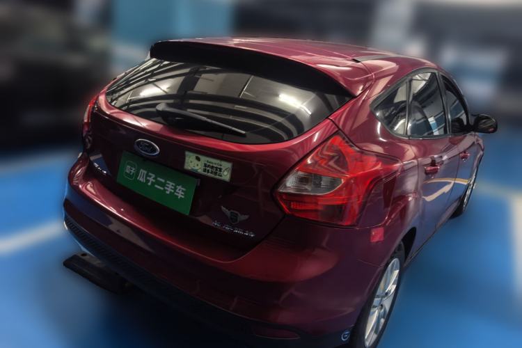 Used Ford Focus 2012 Hatchback 1.6L Automatic Comfort Model Rear Right 45 Deg