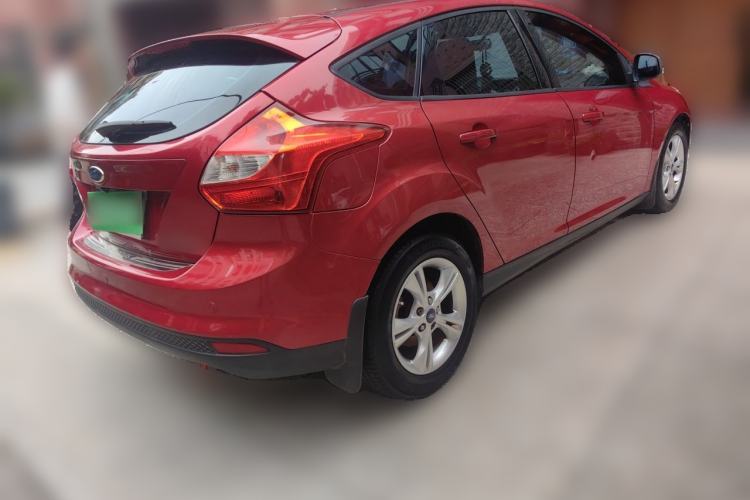 Used Ford Focus 2012 Hatchback 1.6L Automatic Fashion Edition Rear Right 45 Deg