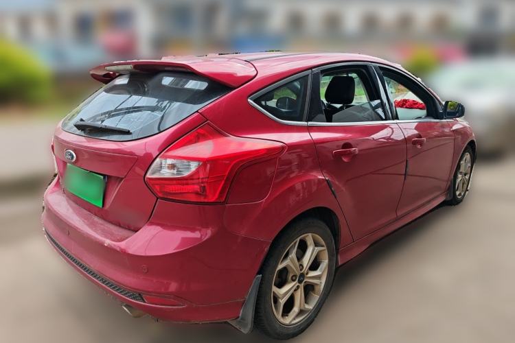 Used Ford Focus 2012 Hatchback 2.0L Automatic Luxury Sport Model Rear Right 45 Deg