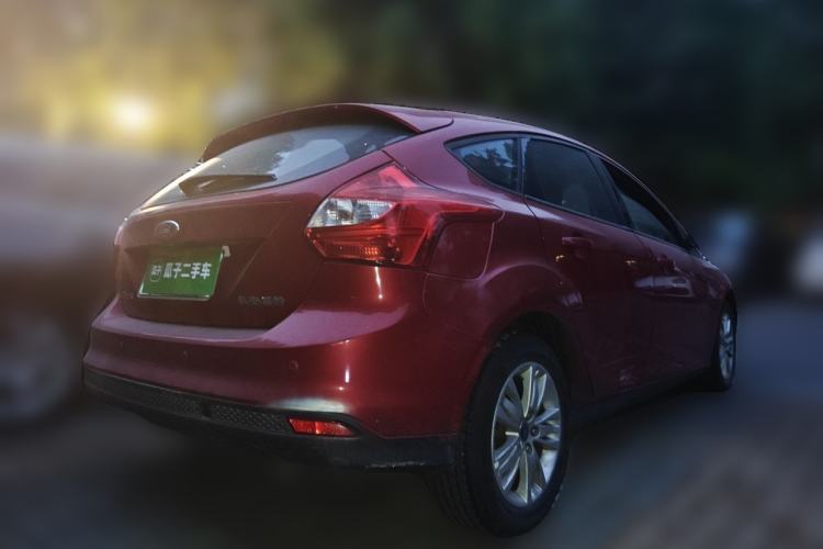Used Ford Focus 2012 Hatchback 1.6L Automatic Comfort Model Rear Right 45 Deg