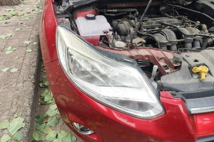 Used Ford Focus 2012 Hatchback 1.6L Manual Fashion Edition Right Front Headlight