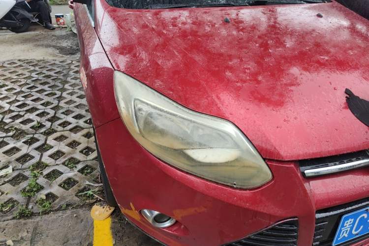 Used Ford Focus 2012 Sedan 1.6L Manual Fashion Edition Right Front Headlight
