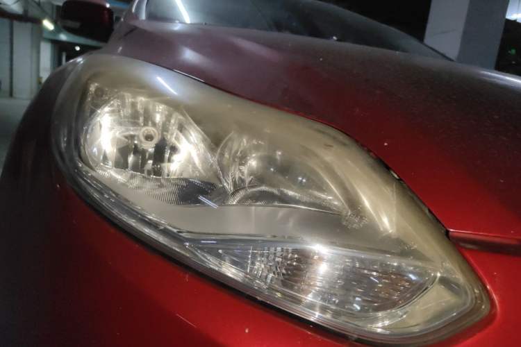 Used Ford Focus 2012 Sedan 1.6L Automatic Fashion Edition Right Front Headlight