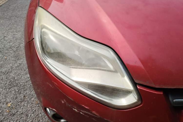 Used Ford Focus 2012 Hatchback 1.6L Automatic Fashion Edition Right Front Headlight