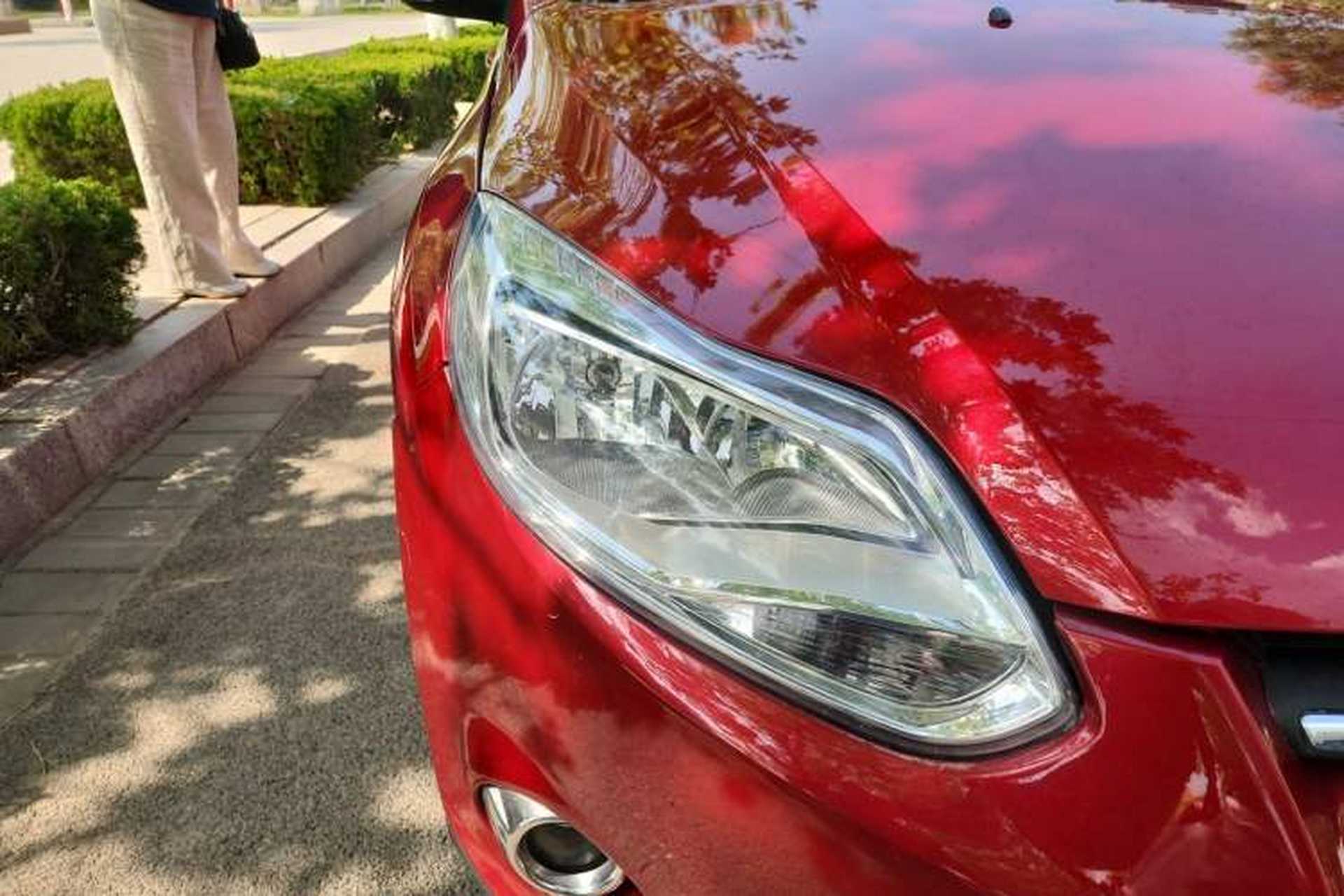 Used Ford Focus 2012 Hatchback 1.6L Automatic Fashion Edition Right Front Headlight